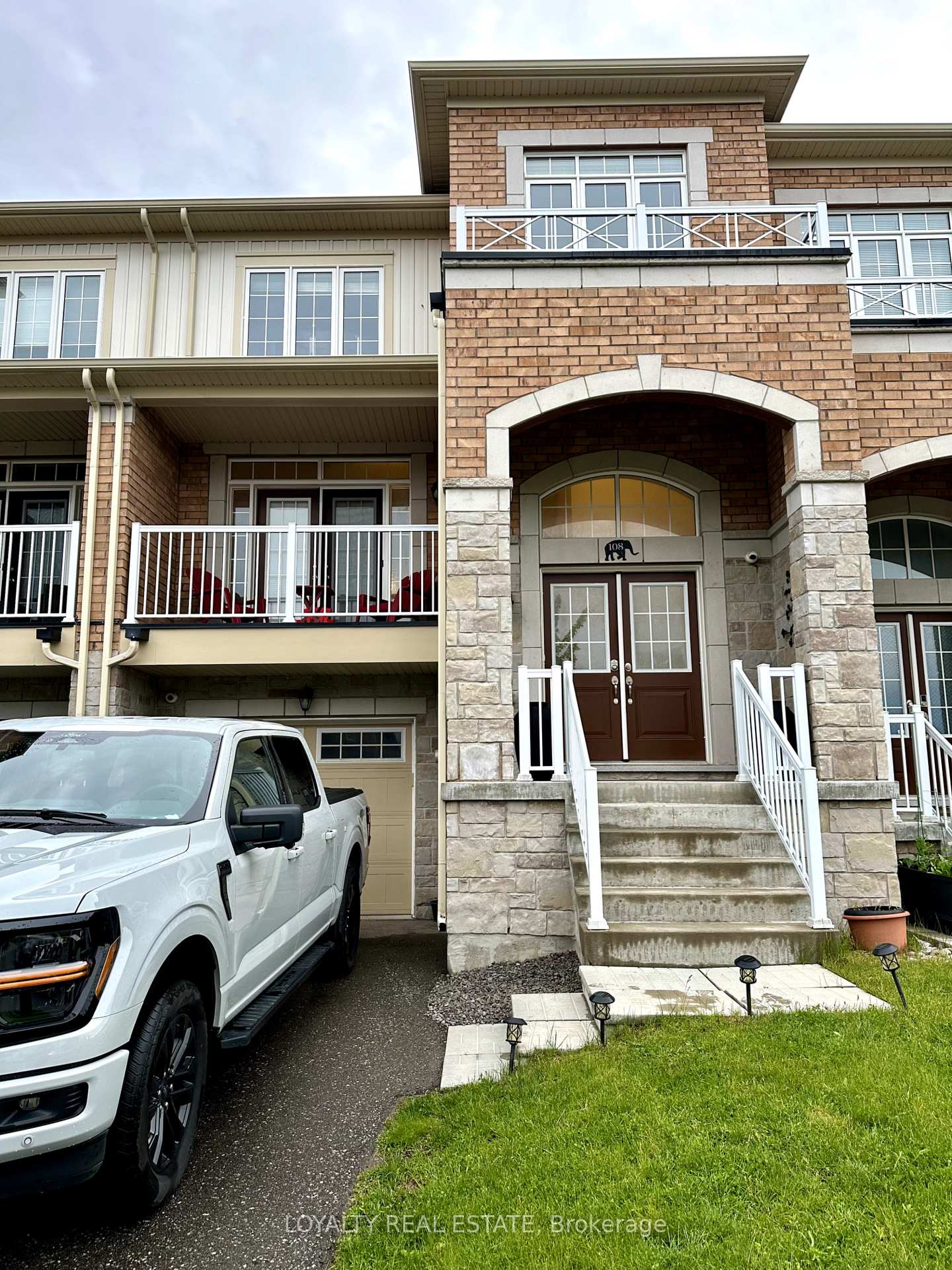 Photo 29 of 108 Elephant Hill Drive, Clarington, Bowmanville — HOMEH