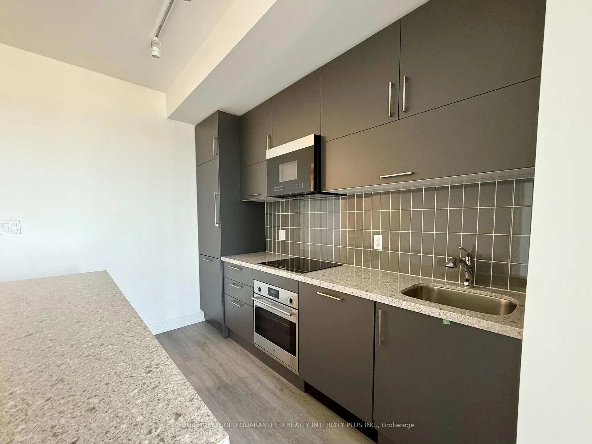 Photo 2 of Unit 1419, 56 Andre De Grasse Street, Markham, Unionville — HOMEH