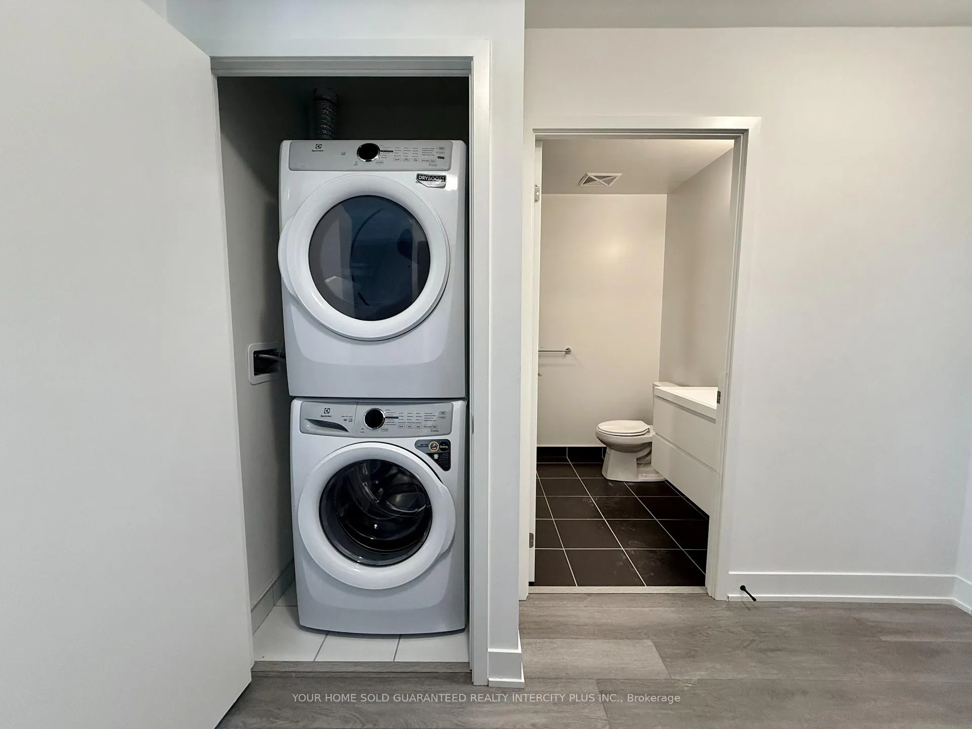 Photo 12 of Unit 1419, 56 Andre De Grasse Street, Markham, Unionville — HOMEH