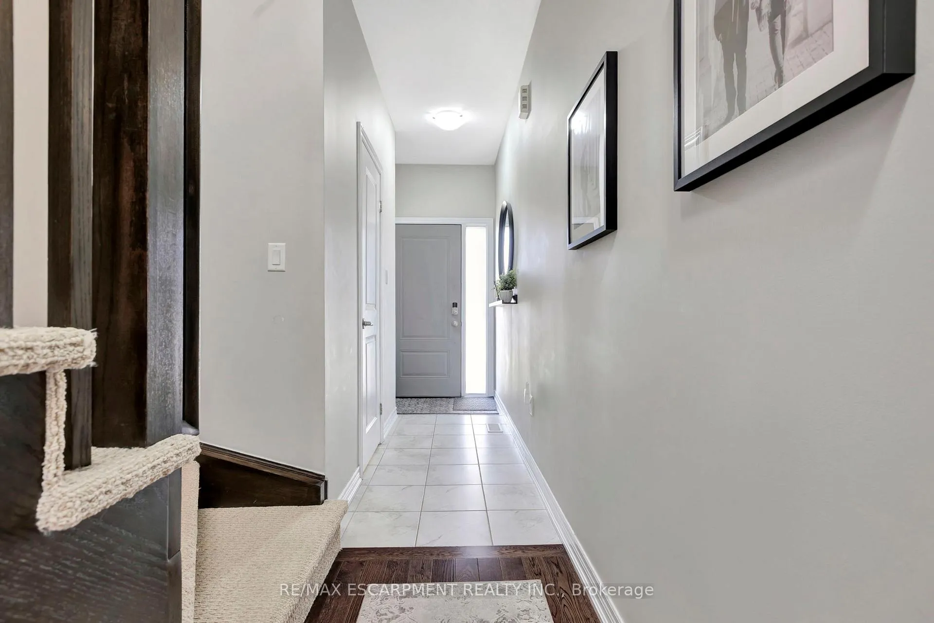 Photo 5 of Unit 1, 377 Glancaster Road, Hamilton, Rural Glanbrook — HOMEH