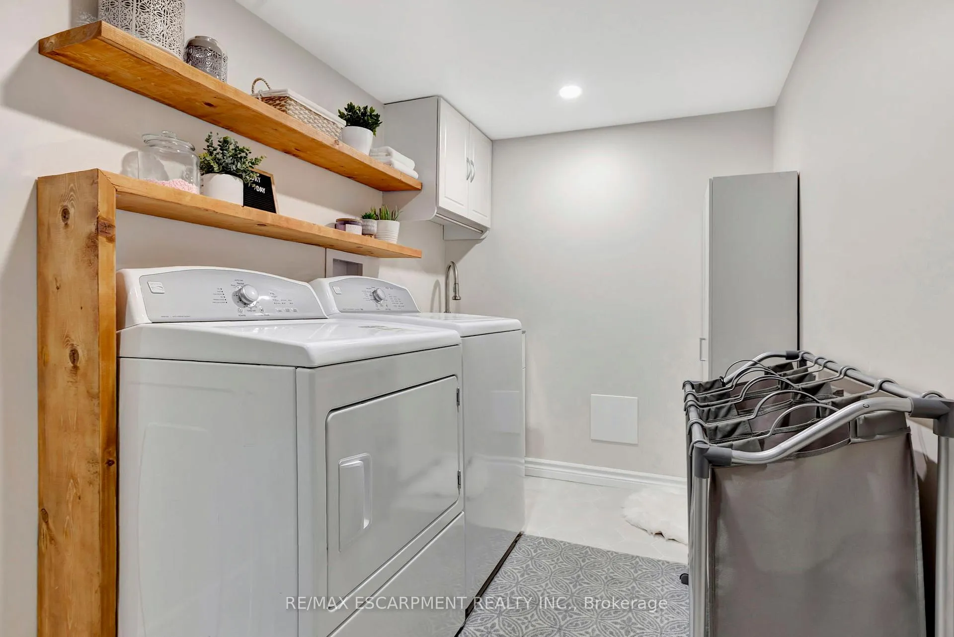 Photo 27 of Unit 1, 377 Glancaster Road, Hamilton, Rural Glanbrook — HOMEH