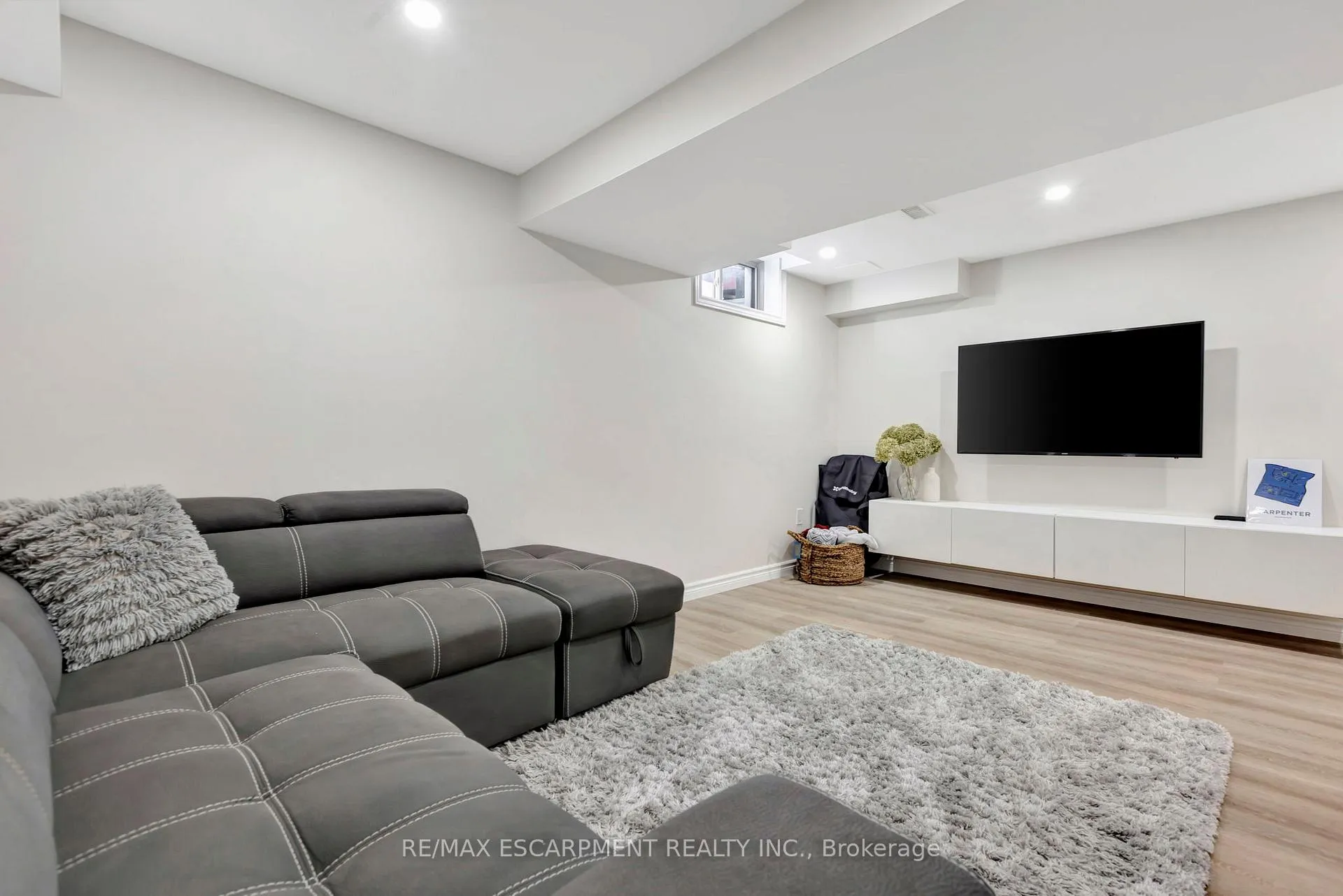 Photo 29 of Unit 1, 377 Glancaster Road, Hamilton, Rural Glanbrook — HOMEH