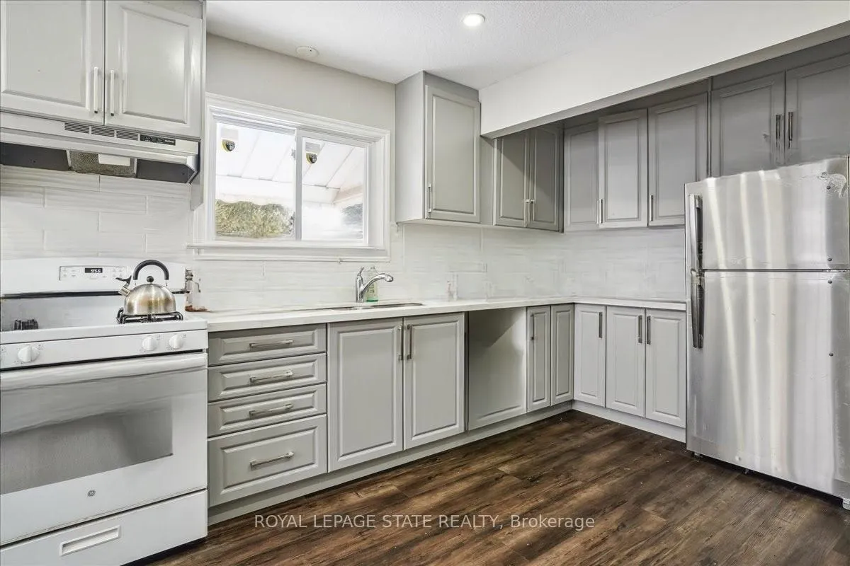 Photo 8 of Unit Upper, 251 King Street E, Hamilton, Stoney Creek — HOMEH
