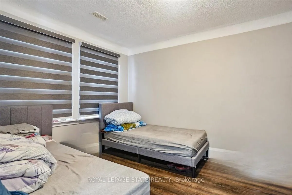 Photo 13 of Unit Upper, 251 King Street E, Hamilton, Stoney Creek — HOMEH