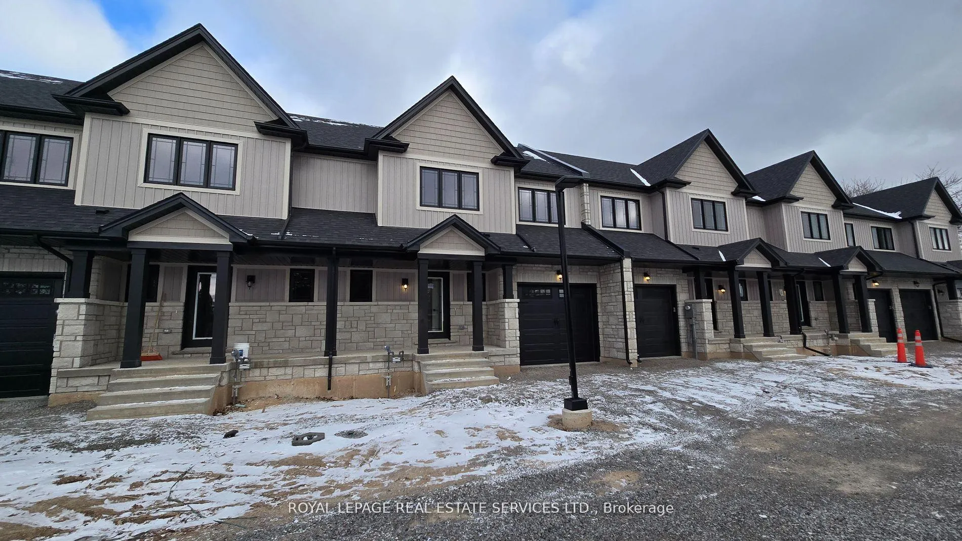 Front of Unit 1, 6894 Garner Road