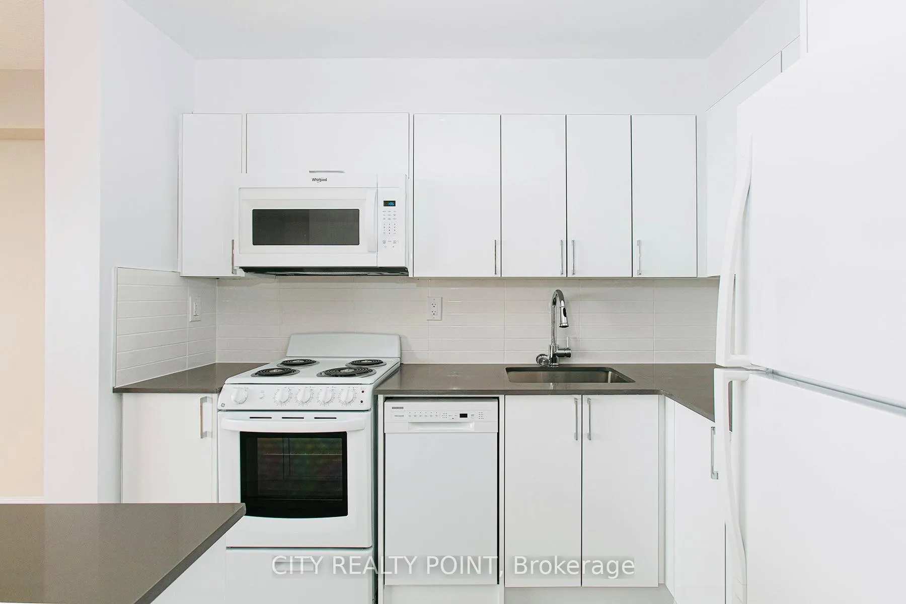 Front of Unit 603, 1291 Bayview Avenue N