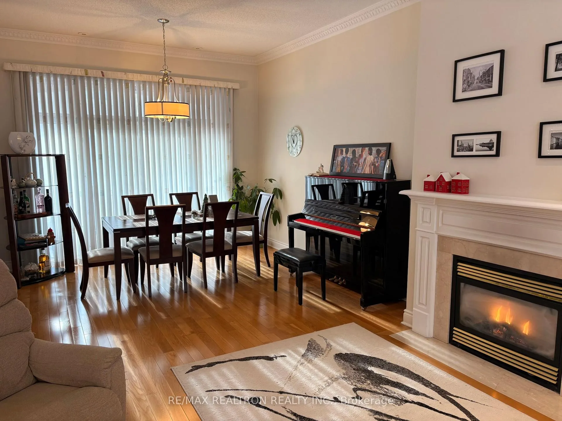 Photo 6 of 65 Legends Way, Markham, Unionville — HOMEH