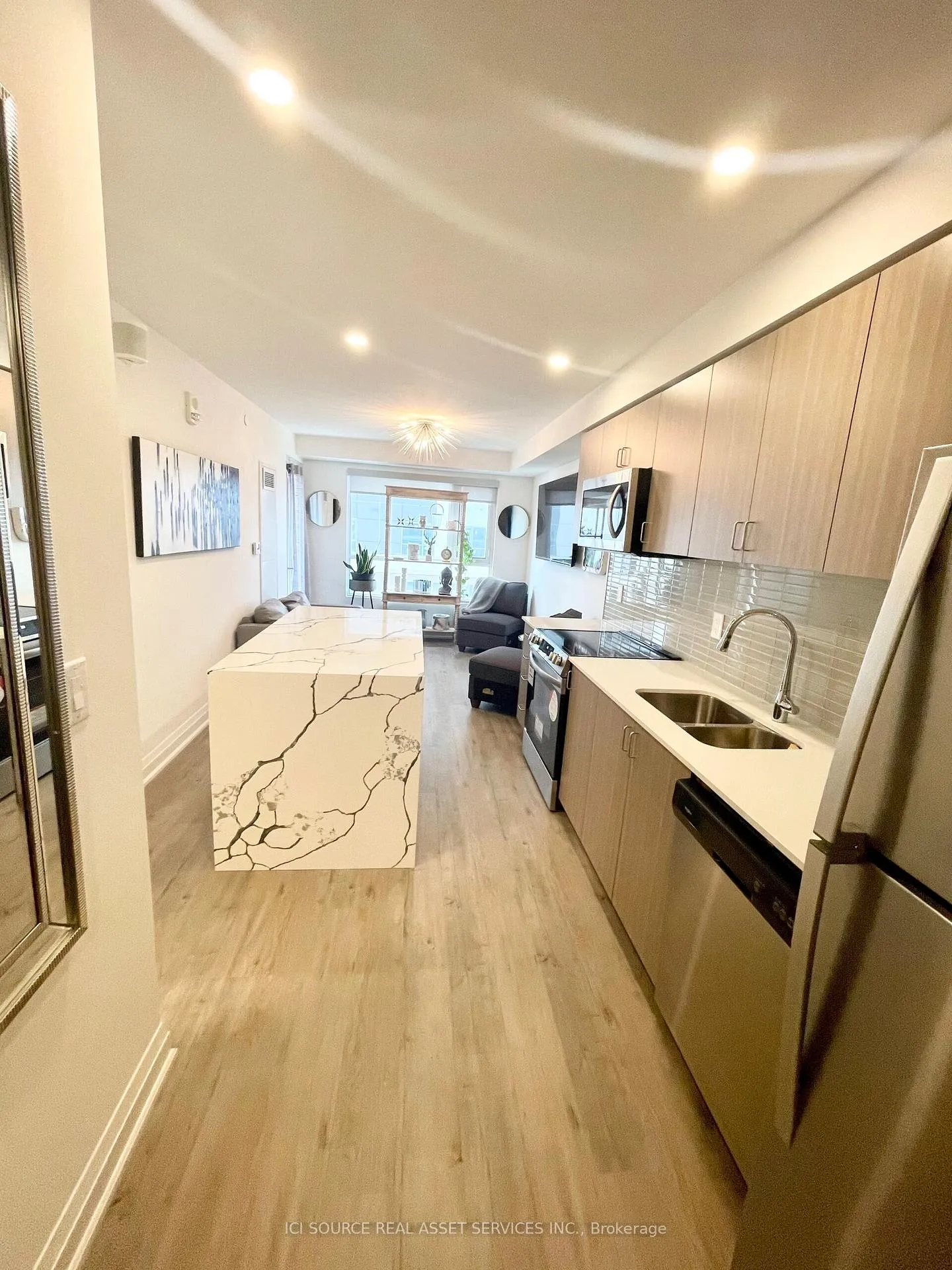 Photo 3 of Unit 505, 58 Lakeside Terrace, Barrie, City Centre — HOMEH
