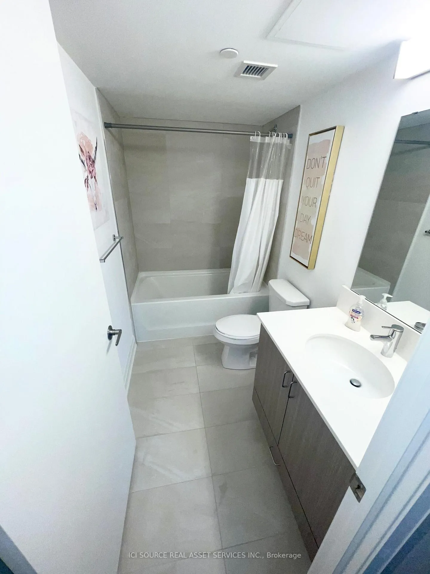 Photo 5 of Unit 505, 58 Lakeside Terrace, Barrie, City Centre — HOMEH