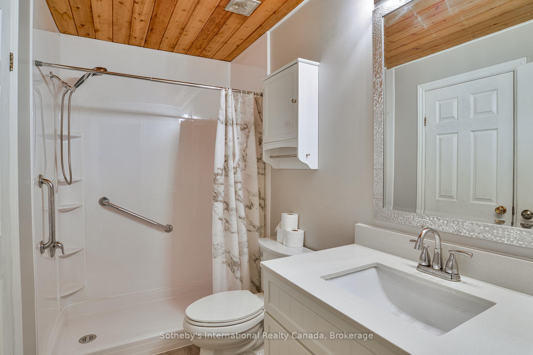 Photo 14 of 445 Farquhar Street, Gravenhurst, Muskoka (S) — HOMEH