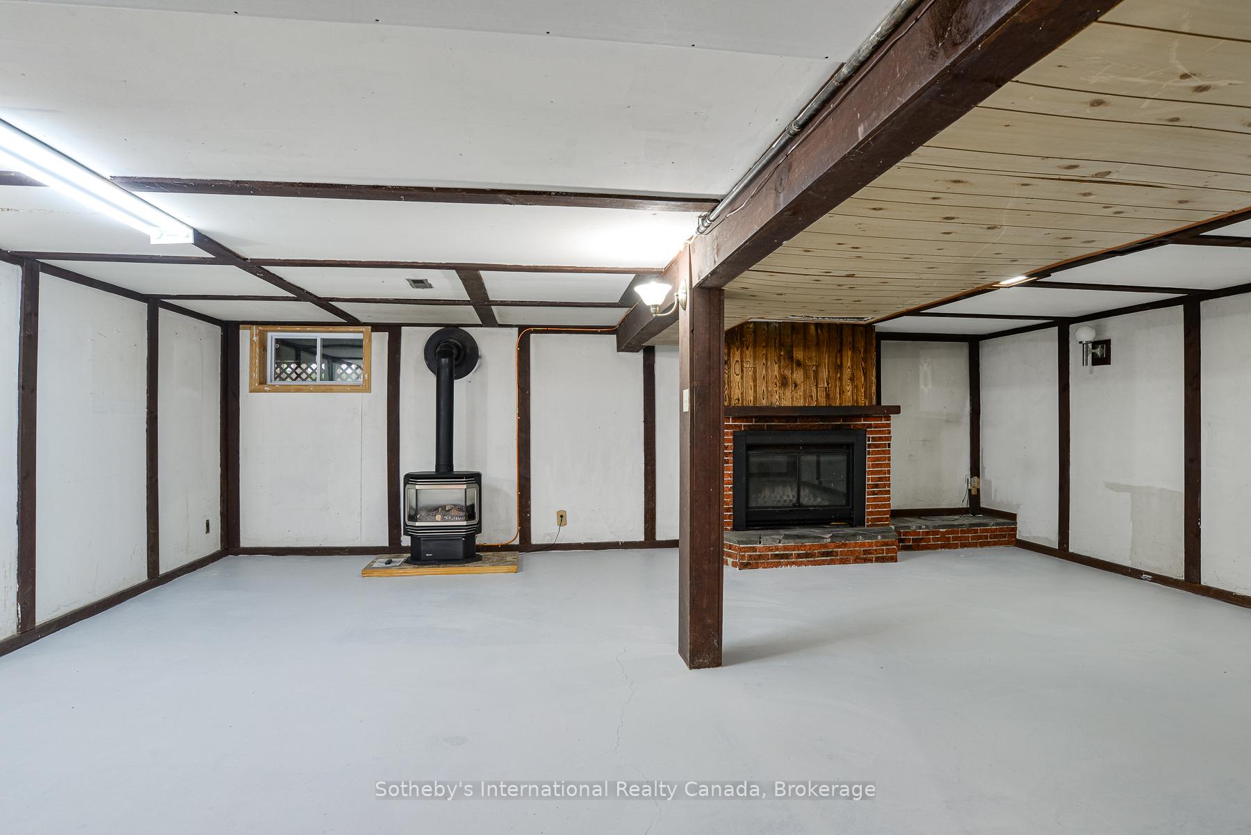 Photo 15 of 445 Farquhar Street, Gravenhurst, Muskoka (S) — HOMEH