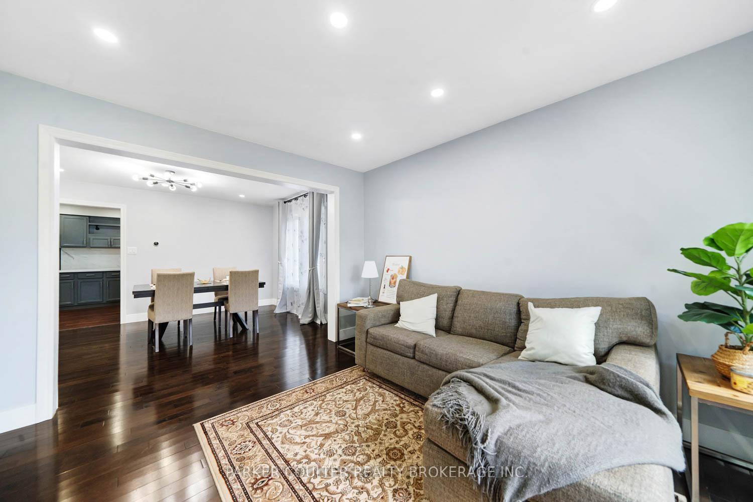 Photo 8 of 142 Sundew Drive, Barrie, Holly — HOMEH
