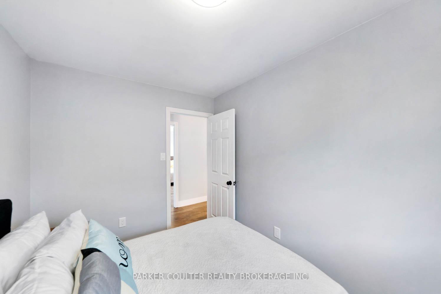 Photo 21 of 142 Sundew Drive, Barrie, Holly — HOMEH