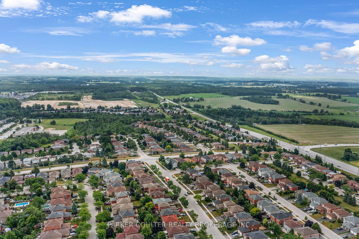 Photo 47 of 142 Sundew Drive, Barrie, Holly — HOMEH