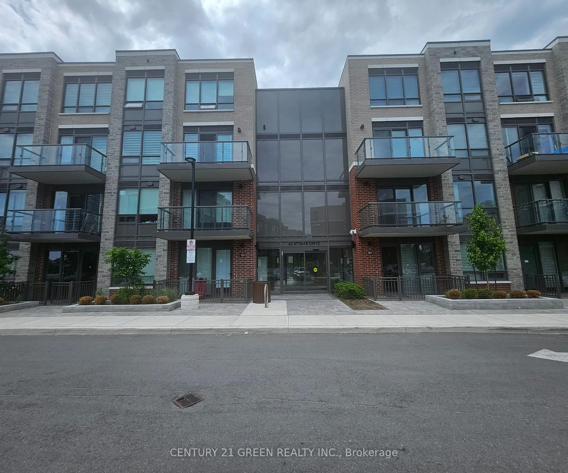 Front of Unit 257, 65 Attmar Drive