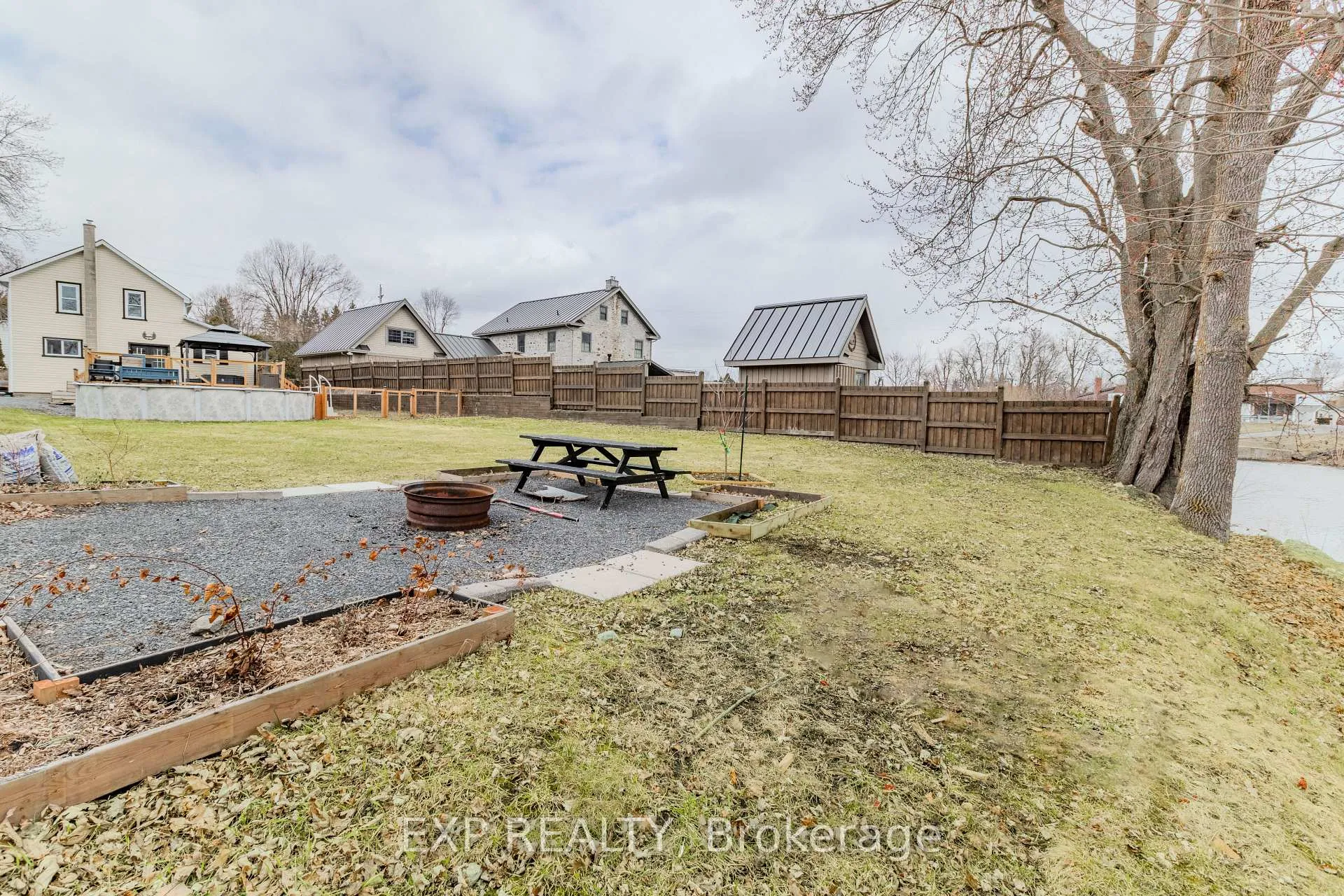 Photo 11 of 4872 County Rd 20, South Glengarry, South Glengarry (Charlottenburgh) Twp — HOMEH
