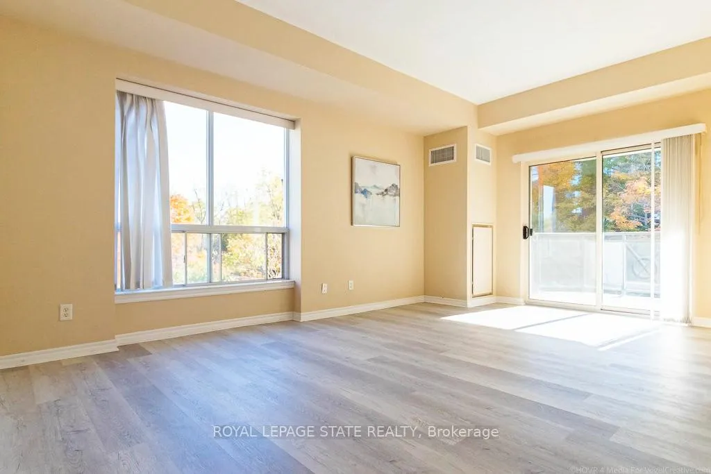 Photo 7 of Unit 305, 2000 Creekside Drive, Hamilton, Dundas — HOMEH