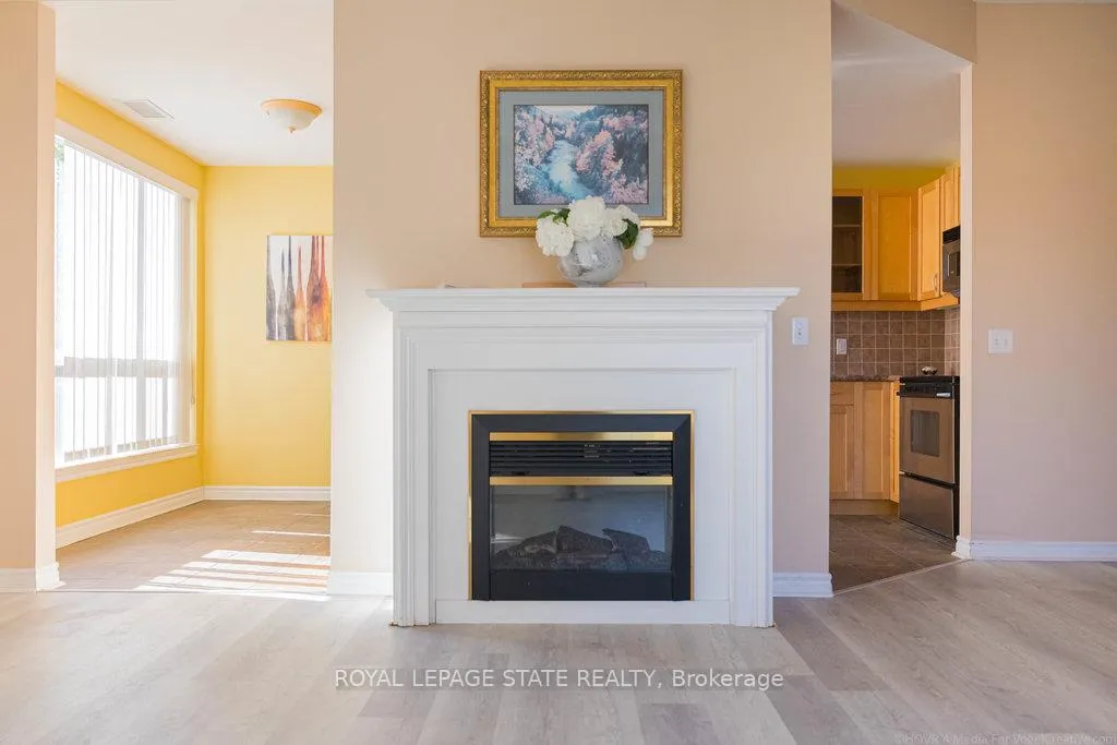 Photo 12 of Unit 305, 2000 Creekside Drive, Hamilton, Dundas — HOMEH