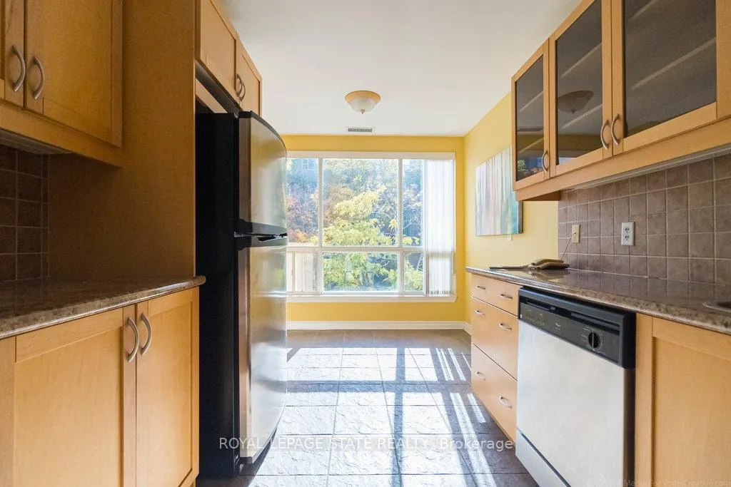 Photo 15 of Unit 305, 2000 Creekside Drive, Hamilton, Dundas — HOMEH