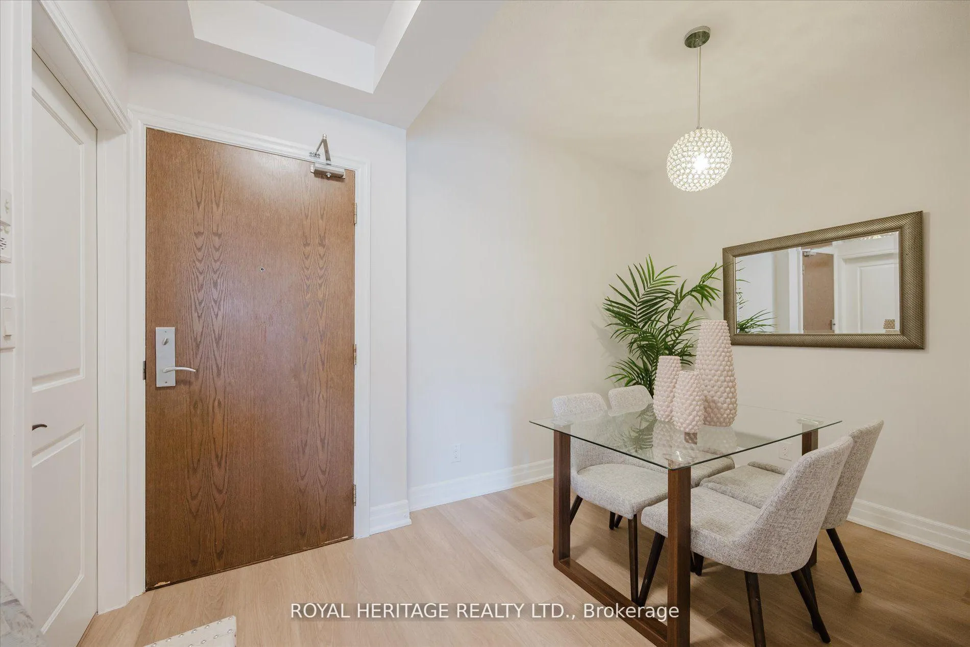 Photo 4 of Unit 215, 111 Civic Square Gate, Aurora, Bayview Wellington — HOMEH