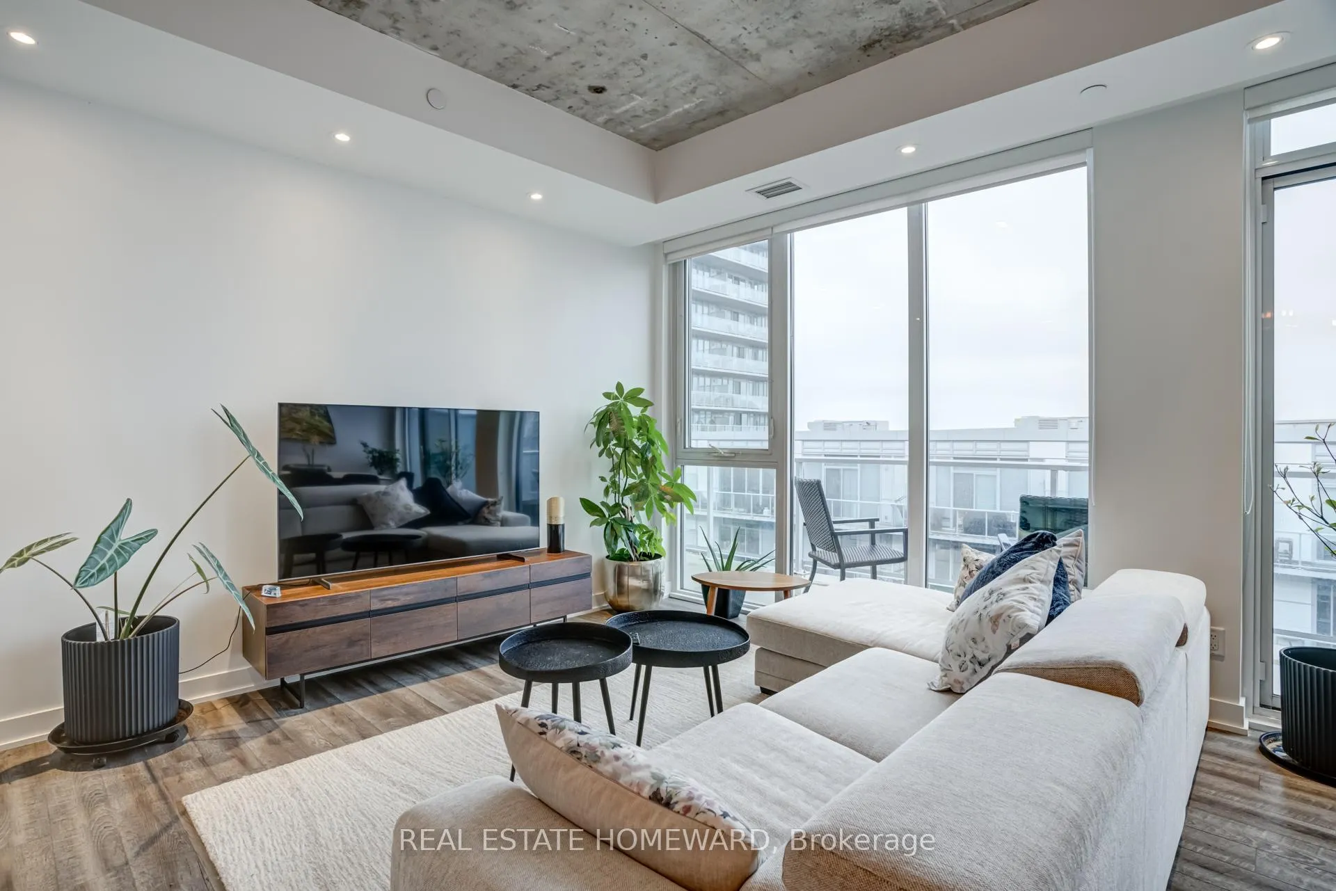 Photo 4 of Unit 1111, 30 Baseball Place, Toronto, South Riverdale — HOMEH