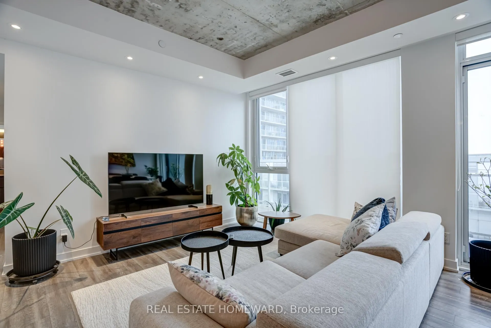 Photo 6 of Unit 1111, 30 Baseball Place, Toronto, South Riverdale — HOMEH