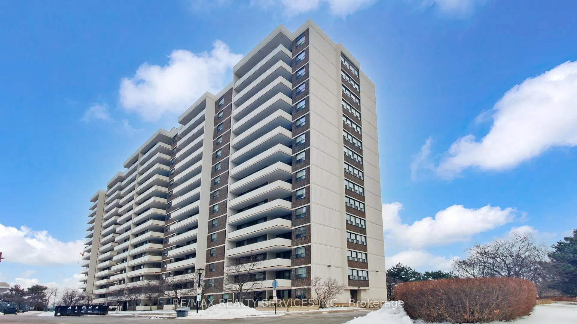Front of Unit 1506, 3 Lisa Street