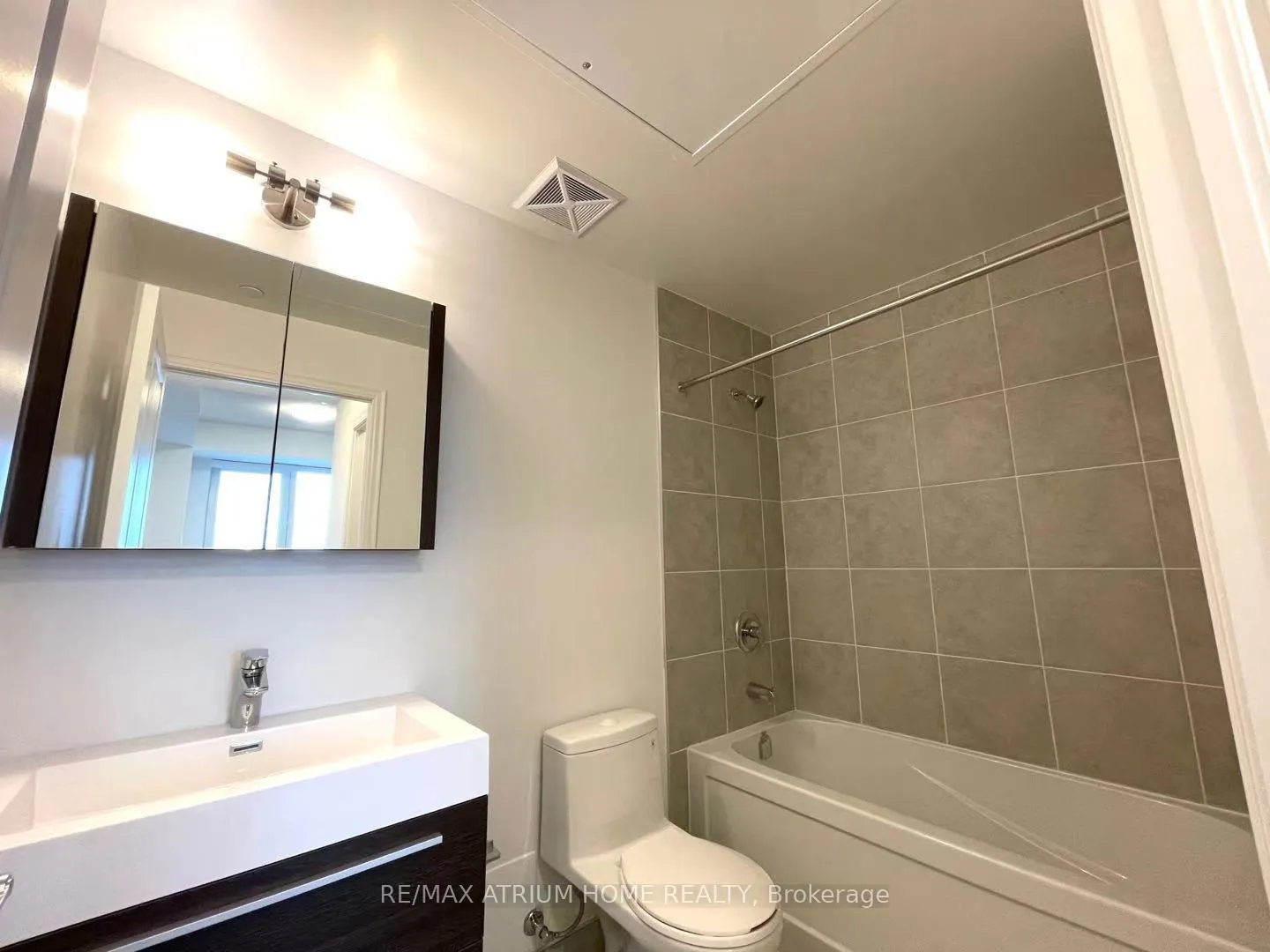 Photo 13 of Unit 1306, 10 Rouge Valley Drive W, Markham, Unionville — HOMEH
