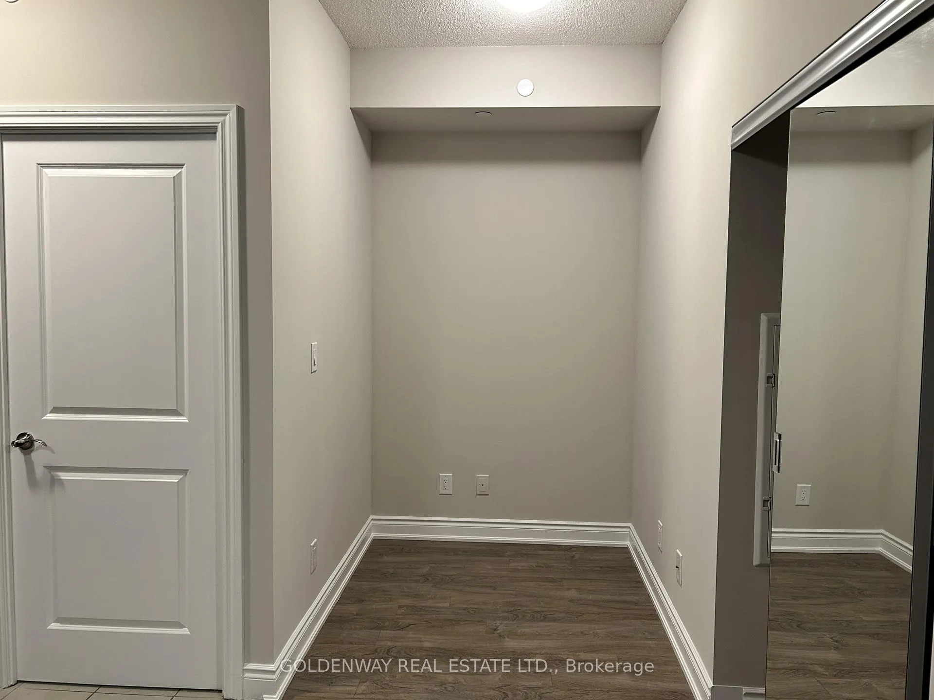 Photo 4 of Unit 510, 325 South Park Road, Markham, Commerce Valley — HOMEH