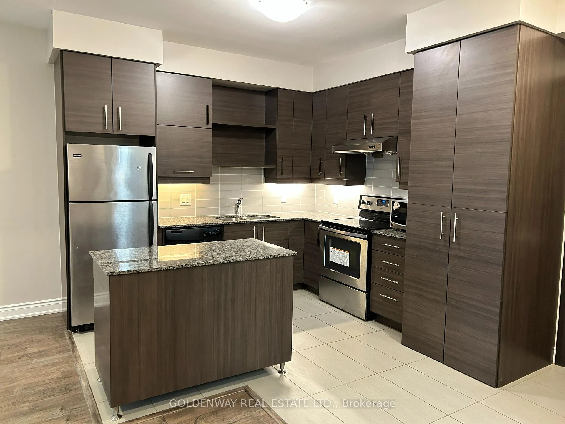 Photo 7 of Unit 510, 325 South Park Road, Markham, Commerce Valley — HOMEH