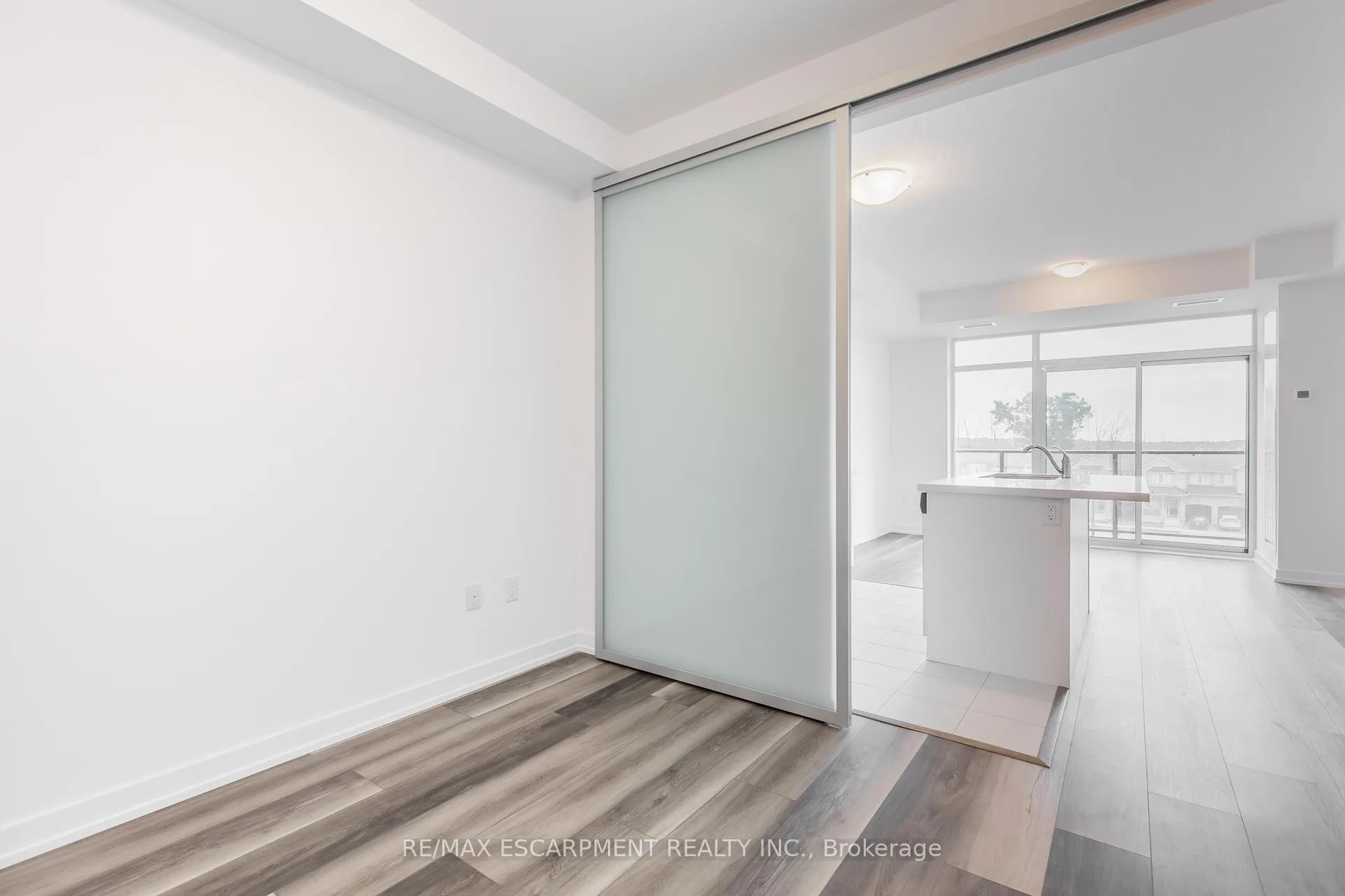 Photo 14 of Unit 318, 450 Dundas Street, Hamilton, Waterdown — HOMEH