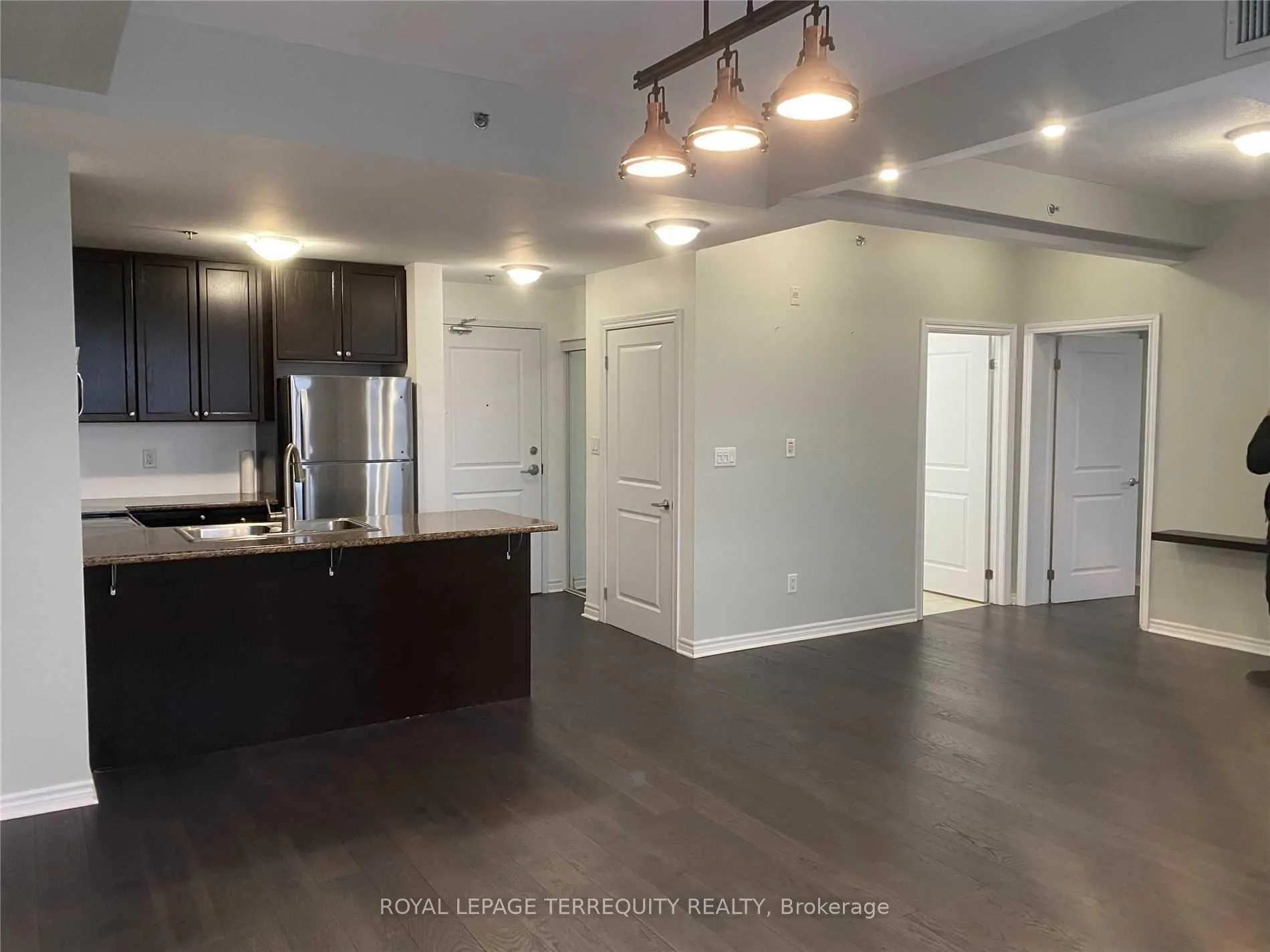 Photo 11 of Unit 210, 5317 Upper Middle Road, Burlington, Orchard — HOMEH