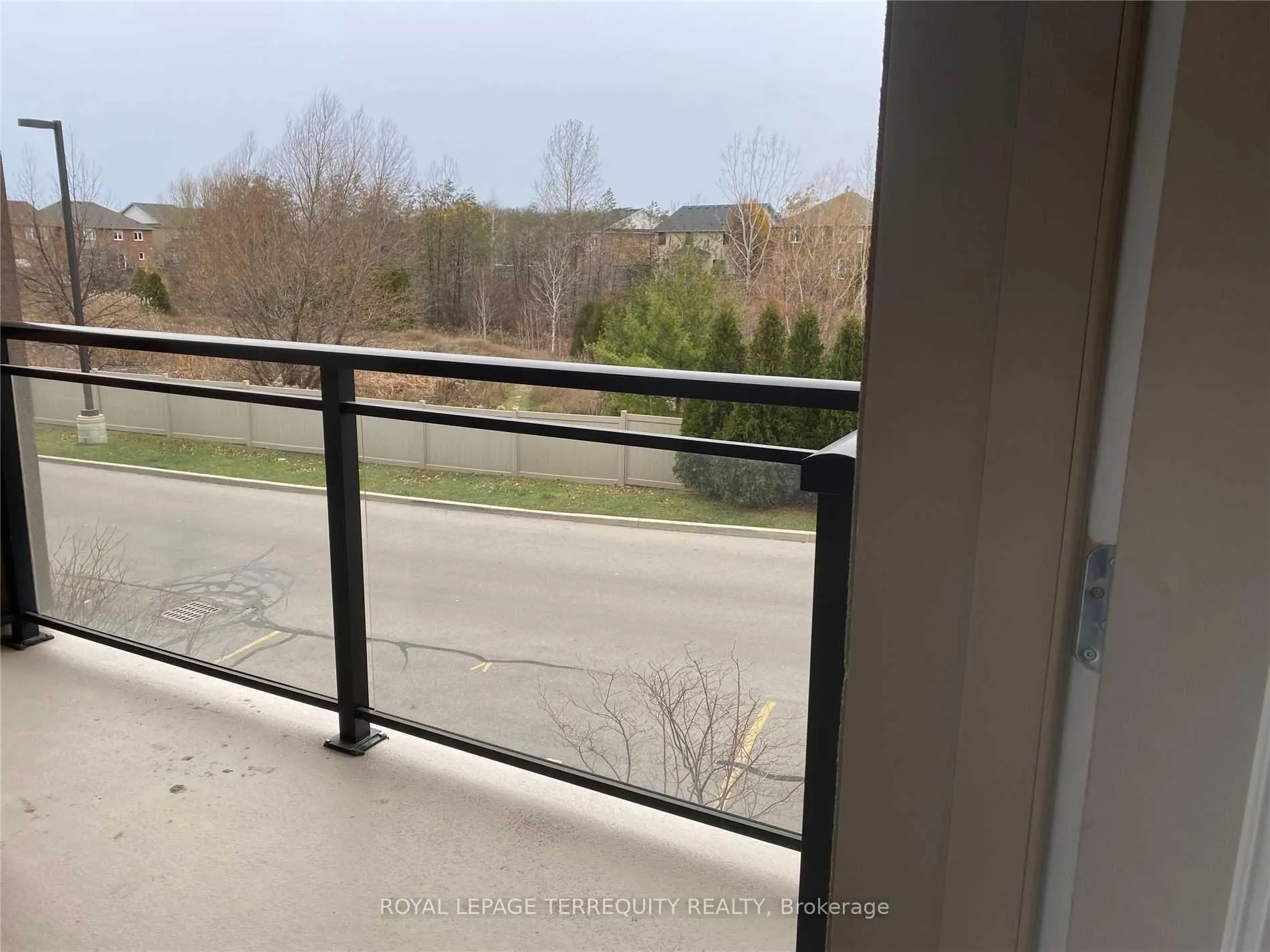 Photo 14 of Unit 210, 5317 Upper Middle Road, Burlington, Orchard — HOMEH
