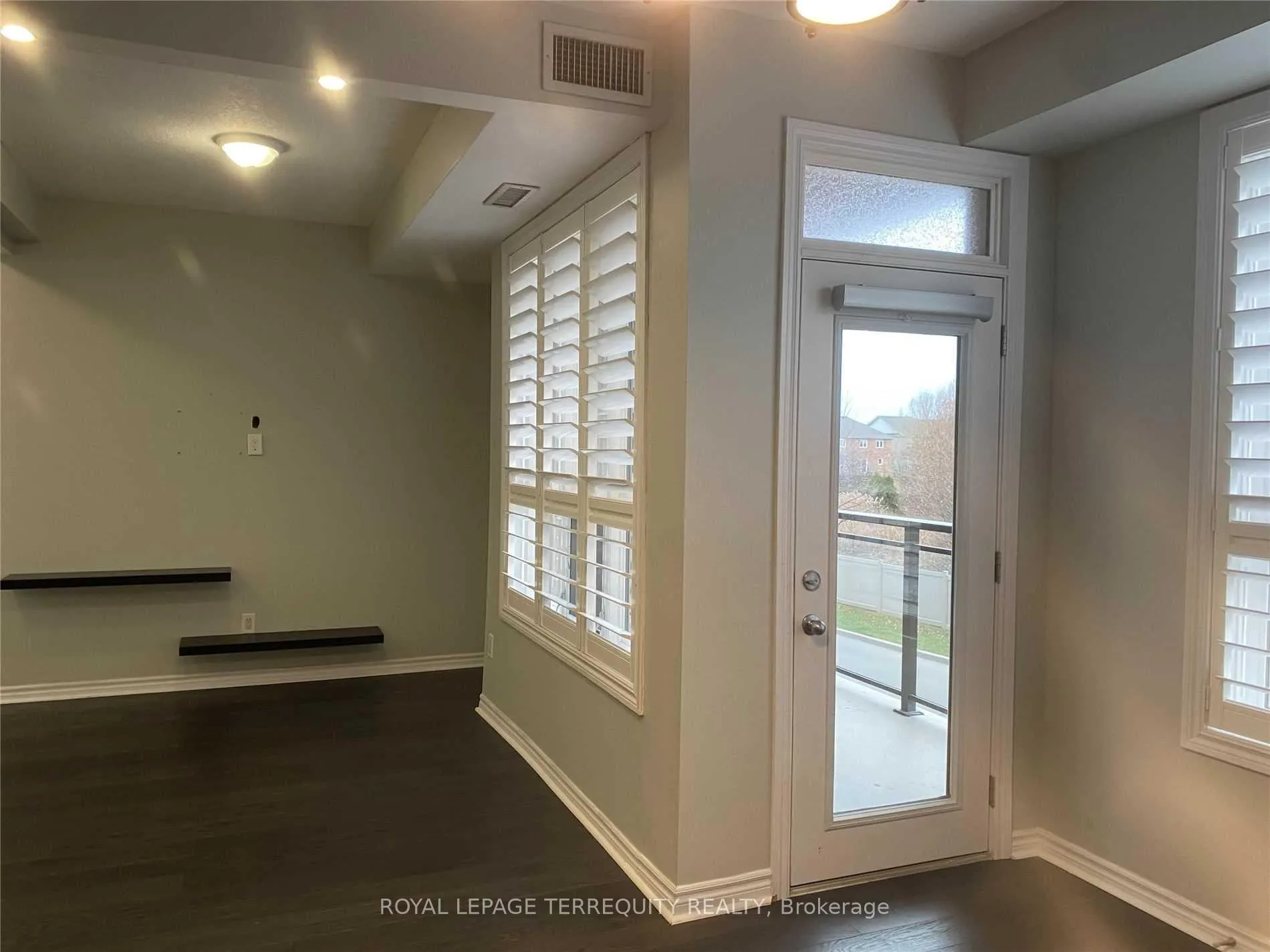 Photo 15 of Unit 210, 5317 Upper Middle Road, Burlington, Orchard — HOMEH