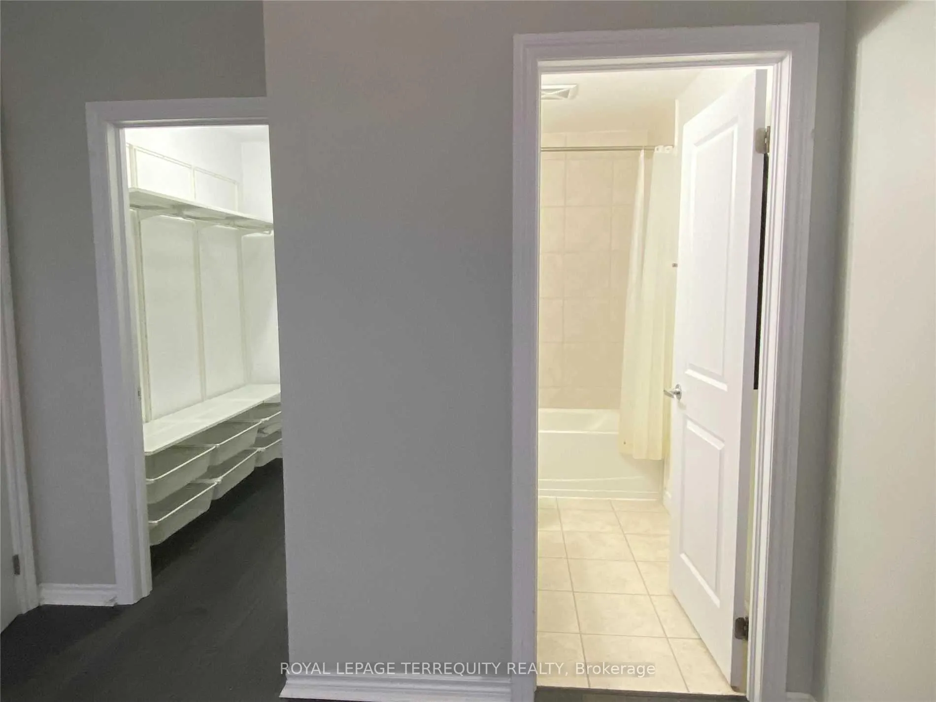 Photo 22 of Unit 210, 5317 Upper Middle Road, Burlington, Orchard — HOMEH