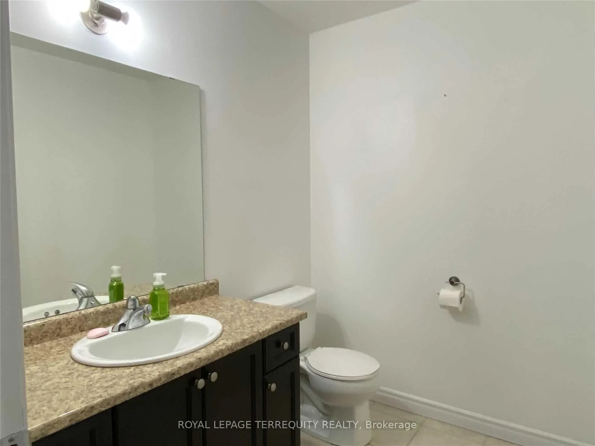 Photo 24 of Unit 210, 5317 Upper Middle Road, Burlington, Orchard — HOMEH