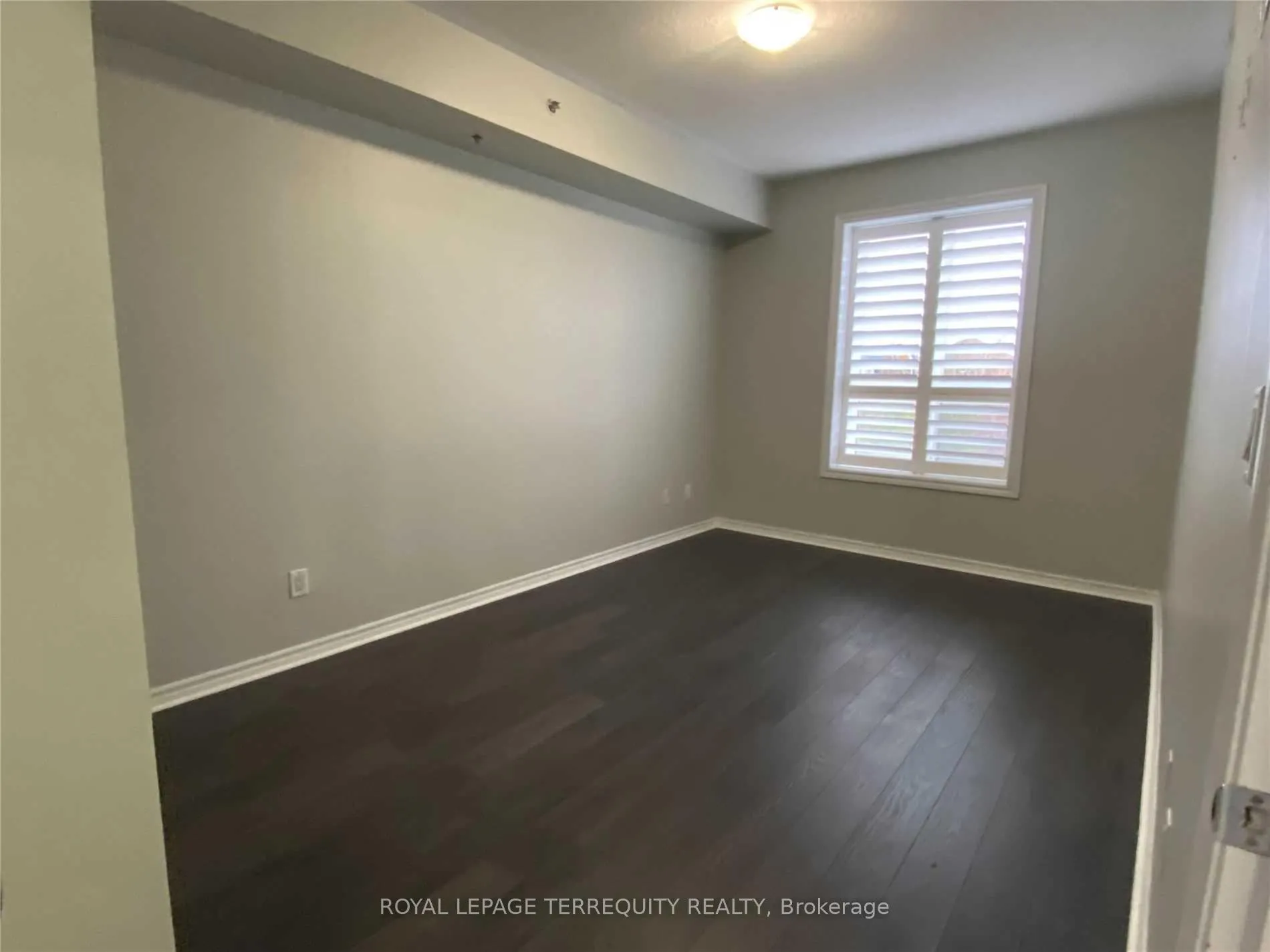 Photo 31 of Unit 210, 5317 Upper Middle Road, Burlington, Orchard — HOMEH