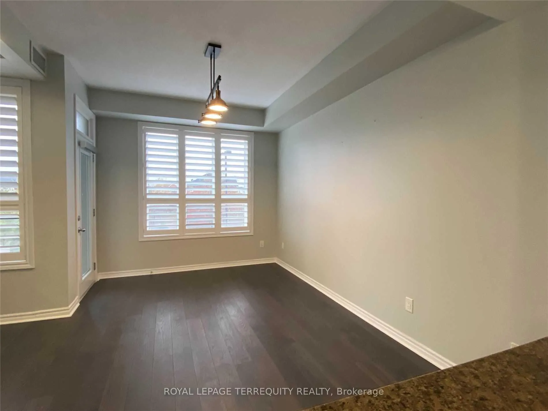 Photo 33 of Unit 210, 5317 Upper Middle Road, Burlington, Orchard — HOMEH