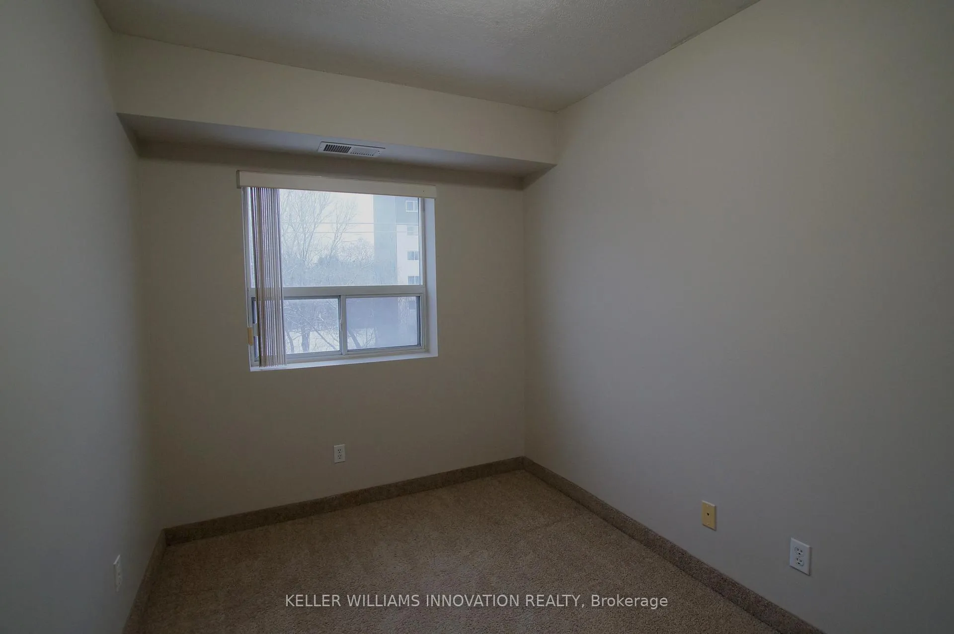 Photo 7 of 274 Erb Street W, Waterloo — HOMEH