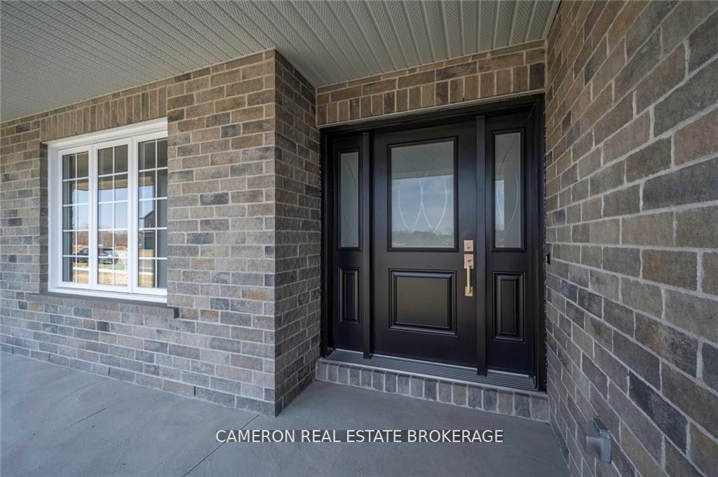 Photo 4 of 1233 Wesburke Avenue, Cornwall — HOMEH