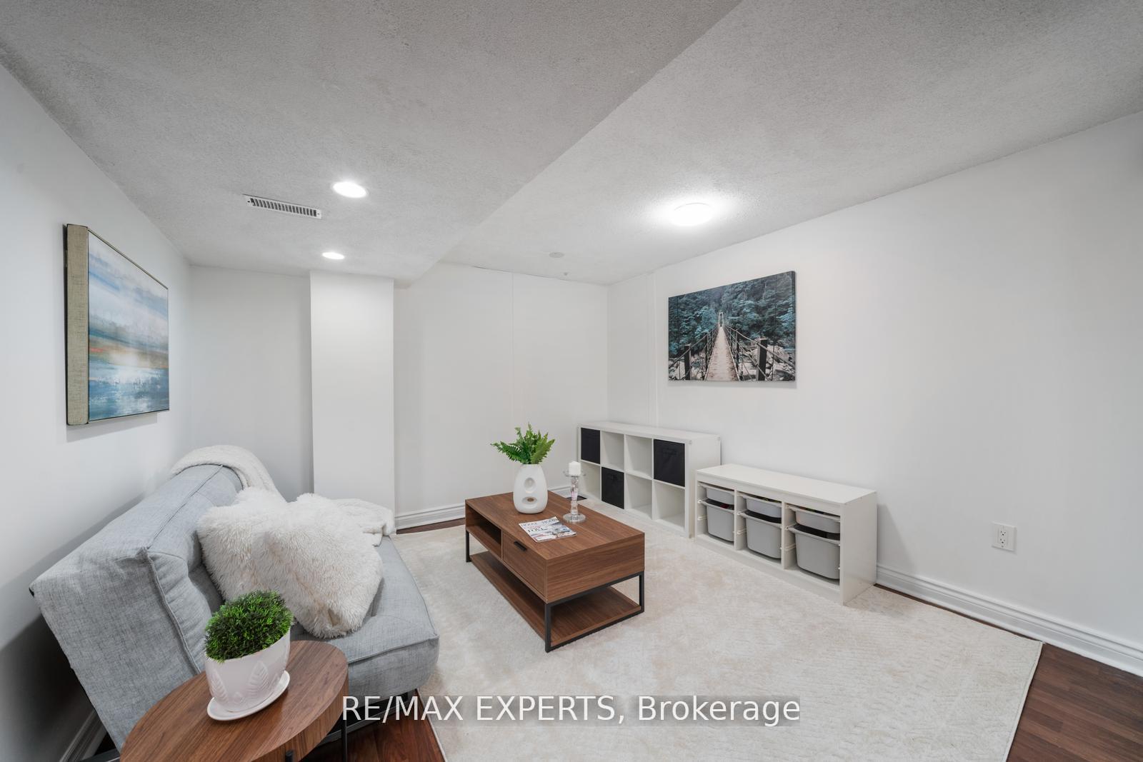 Photo 11 of 44 Highmore Avenue, Caledon, Bolton East — HOMEH