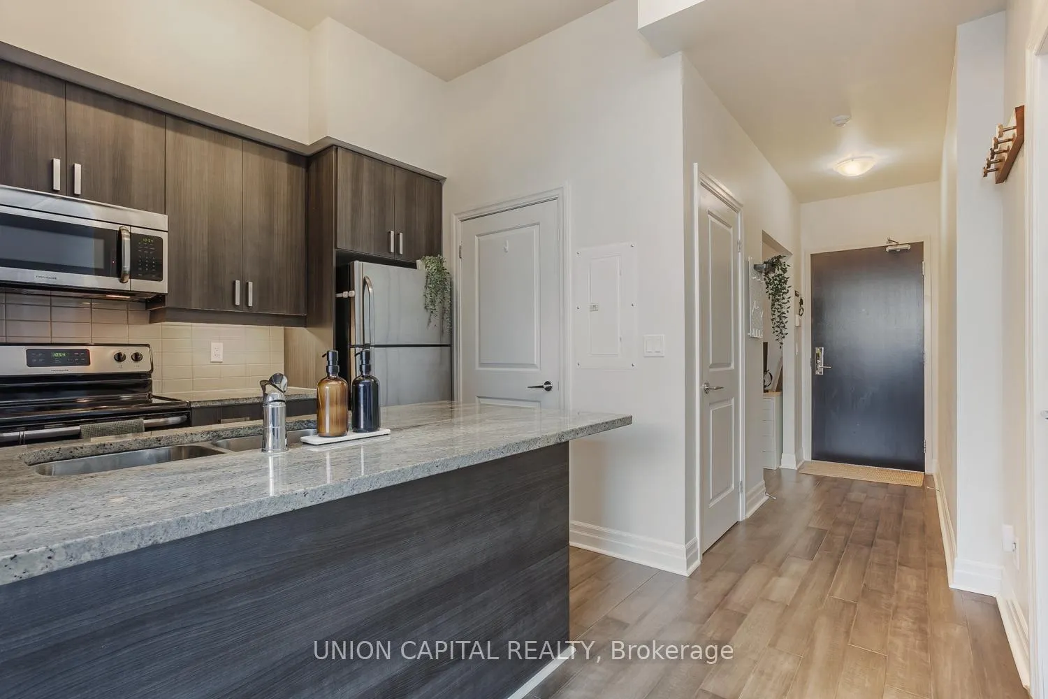Photo 4 of Unit 224, 8110 Birchmount Road, Markham, Unionville — HOMEH