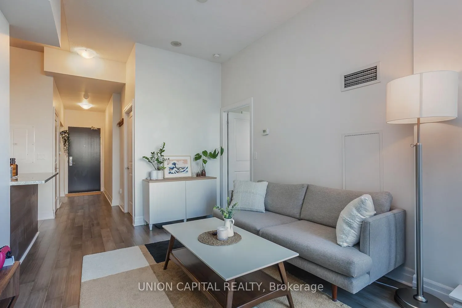 Photo 13 of Unit 224, 8110 Birchmount Road, Markham, Unionville — HOMEH