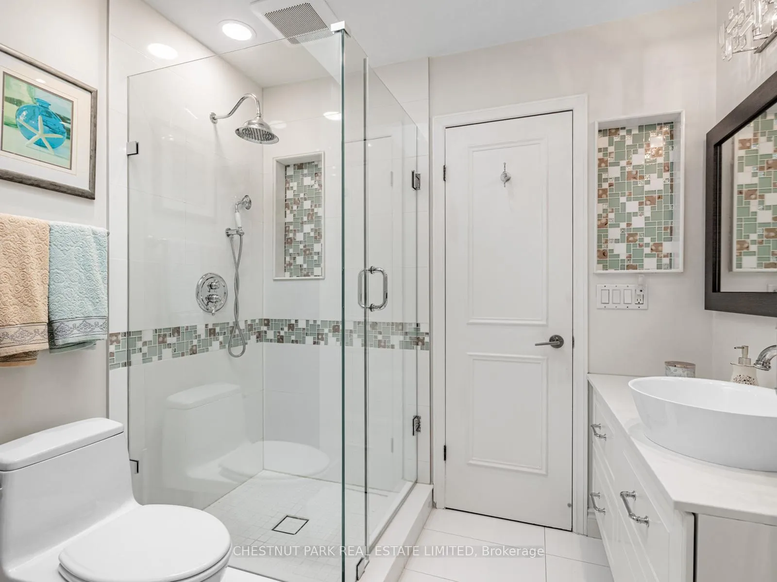 Photo 28 of 440 Glengarry Avenue, Toronto, Bedford Park-Nortown — HOMEH