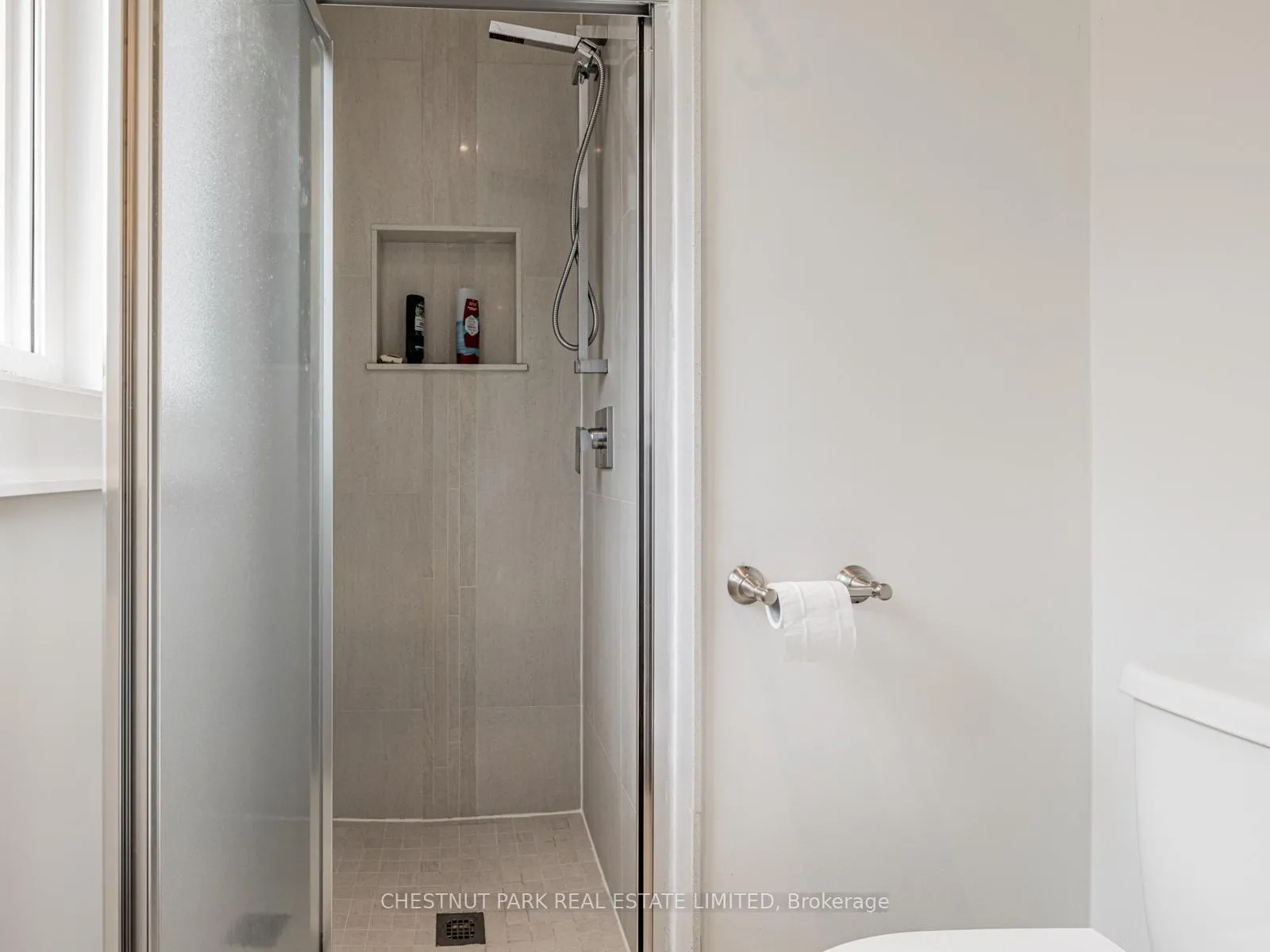 Photo 31 of 440 Glengarry Avenue, Toronto, Bedford Park-Nortown — HOMEH