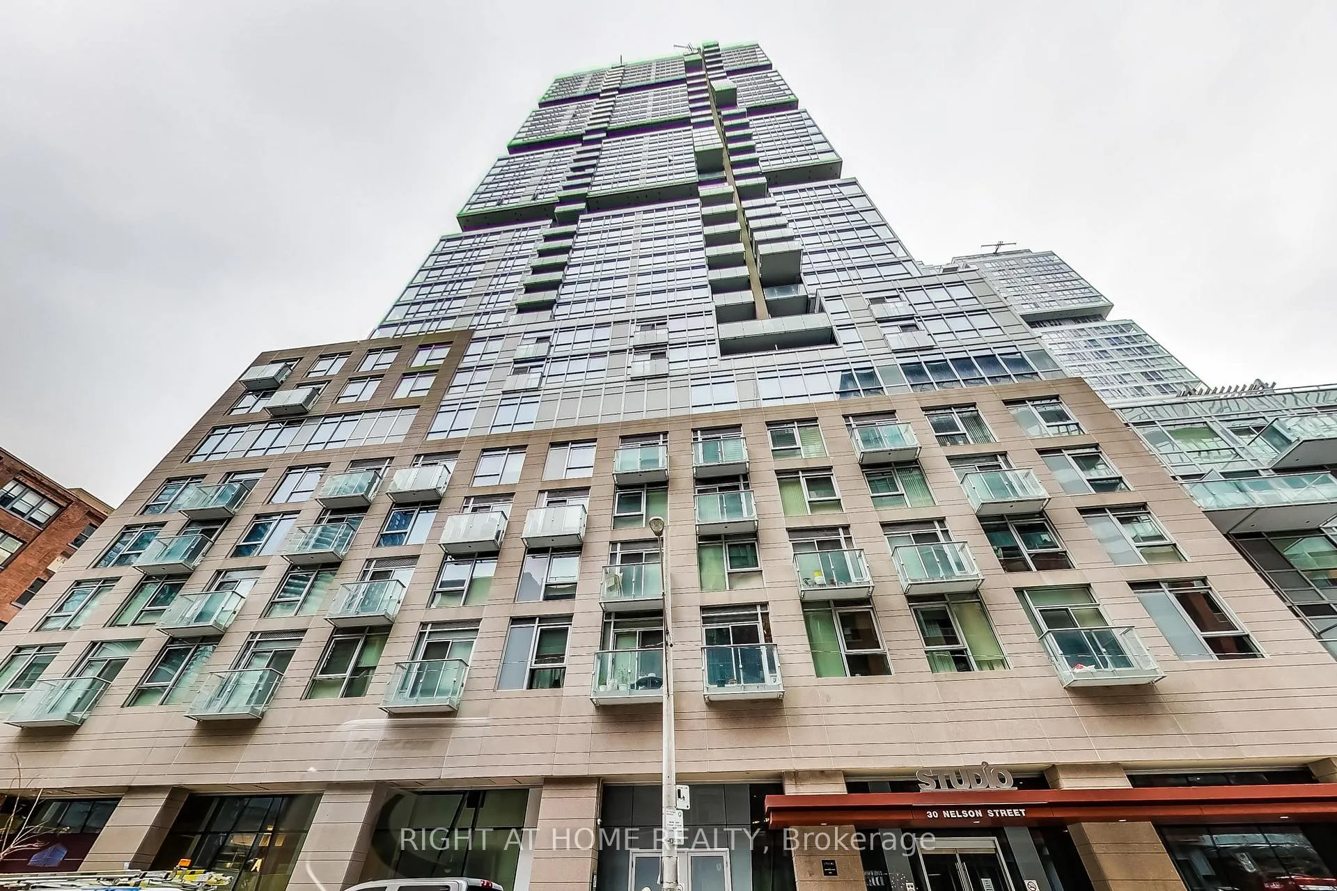 Photo 24 of Unit 416, 30 Nelson Street, Toronto, Waterfront Communities — HOMEH