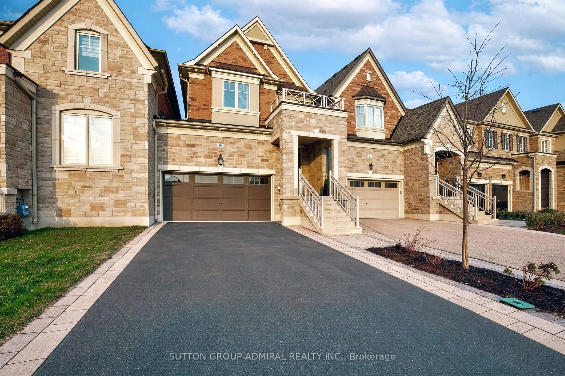 Photo 3 of 19 Kettle Valley Trail, King, Nobleton — HOMEH