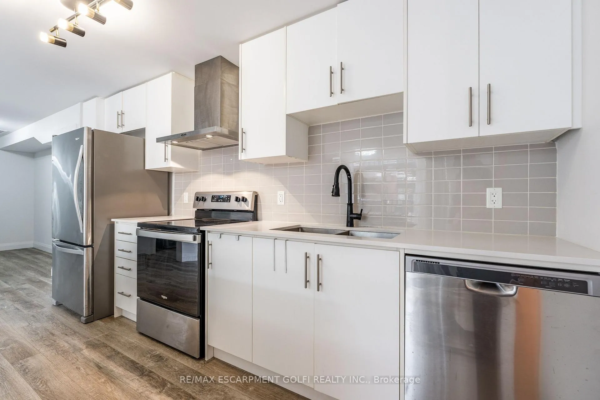 Photo 11 of Unit 310, 1 Redfern Avenue, Hamilton, Mountview — HOMEH