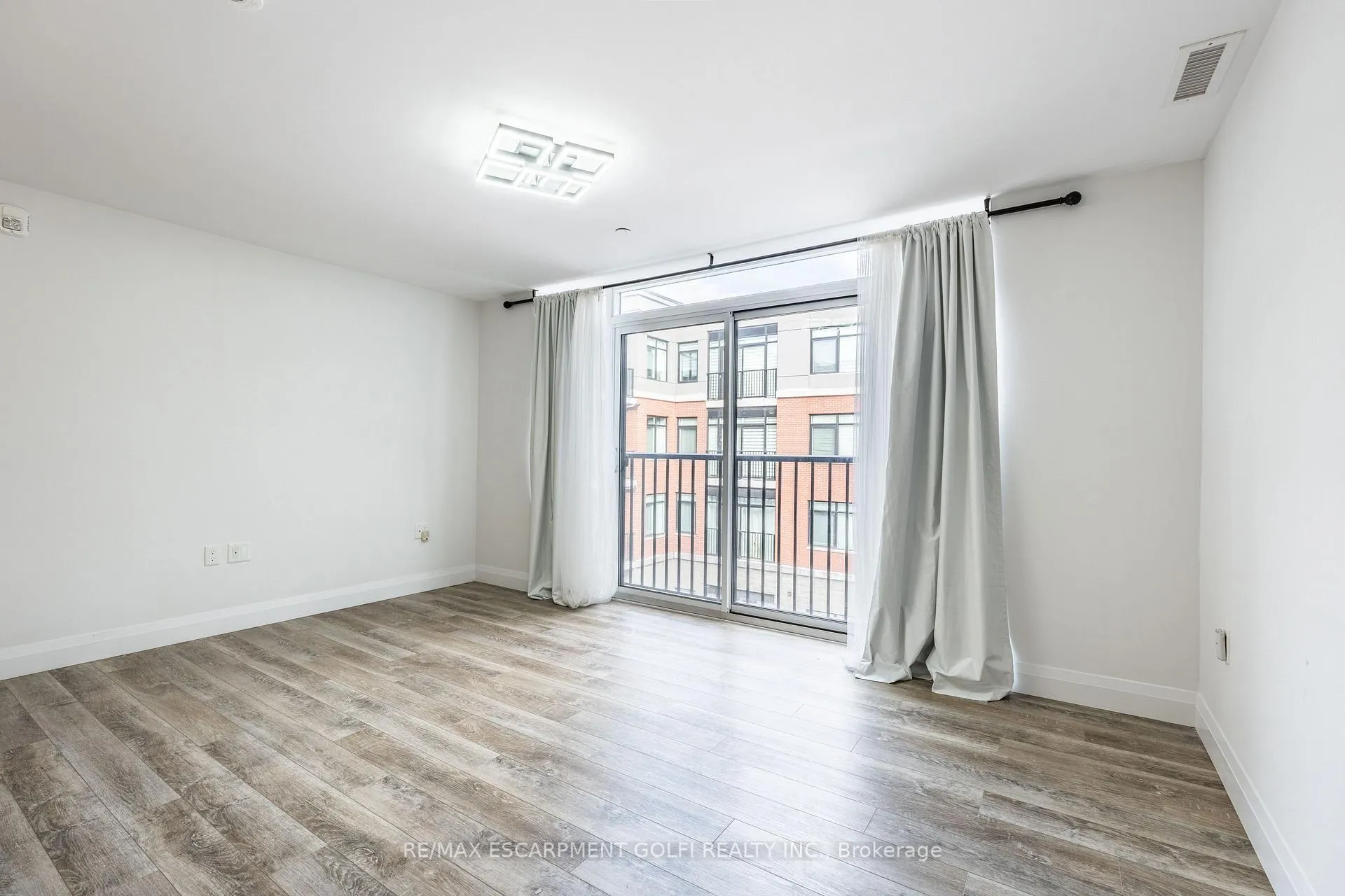 Photo 14 of Unit 310, 1 Redfern Avenue, Hamilton, Mountview — HOMEH