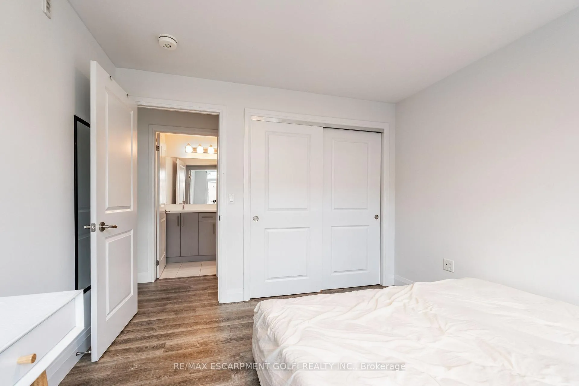 Photo 19 of Unit 310, 1 Redfern Avenue, Hamilton, Mountview — HOMEH
